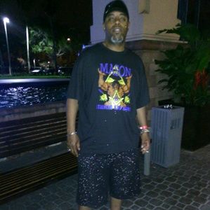 Meet your Posher, Robert